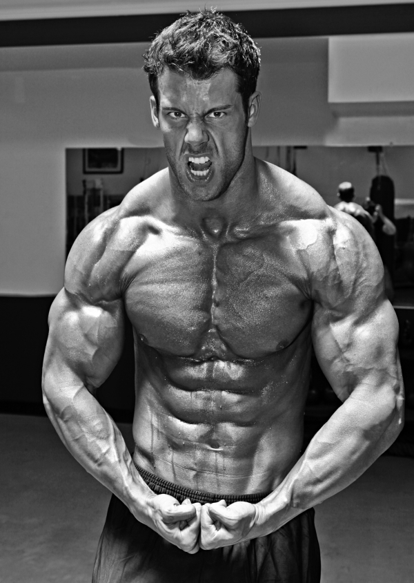 Cyberflexing.com Interview With Top Fitness Model And Personal Trainer Justin Woltering