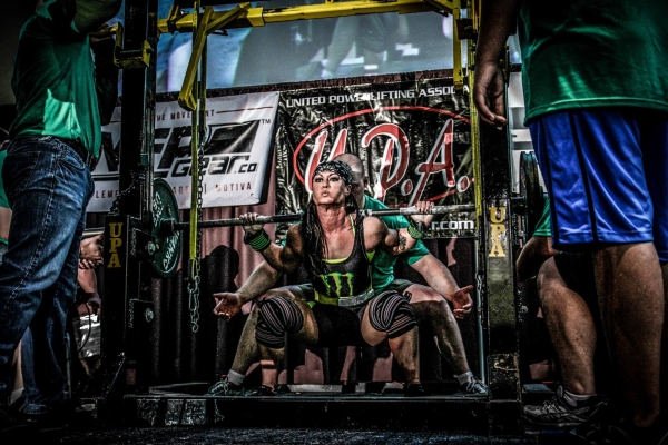 Cyberflexing.com Exclusive Interview With Powerlifter And Physique Competitor Rachel Allbaugh