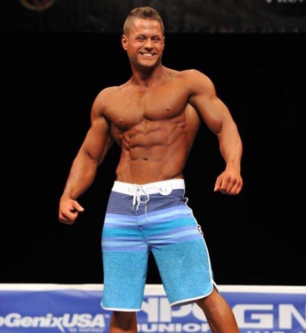 Cyberflexing.com Exclusive Interview With NPC Men’s Physique Competitor Edward Honn