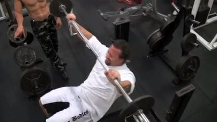 Team Grenade: Extreme Core Workout – James Trains Kris