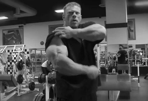 Dennis Wolf Trains Arms